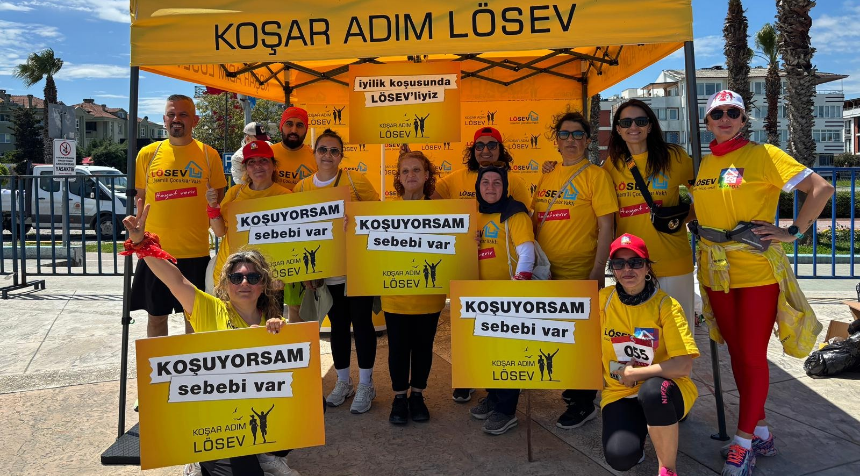 LÖSEV Gönüllüleri ve Aileler Lösemili Çocuklar İçin Koştu
